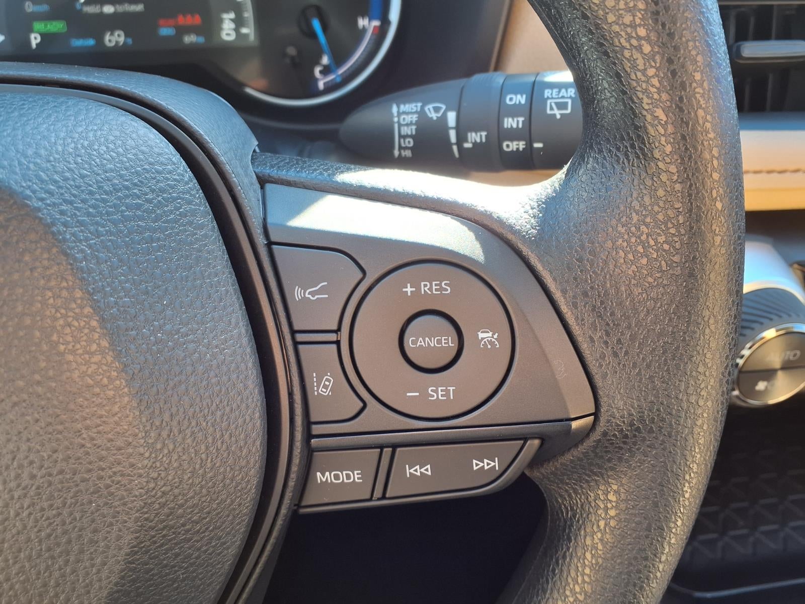 2025 Toyota RAV4 Hybrid Hybrid XLE