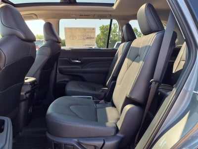 2026 Toyota Grand Highlander Platinum
