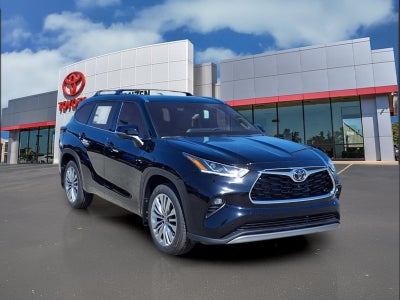 2026 Toyota Highlander Platinum