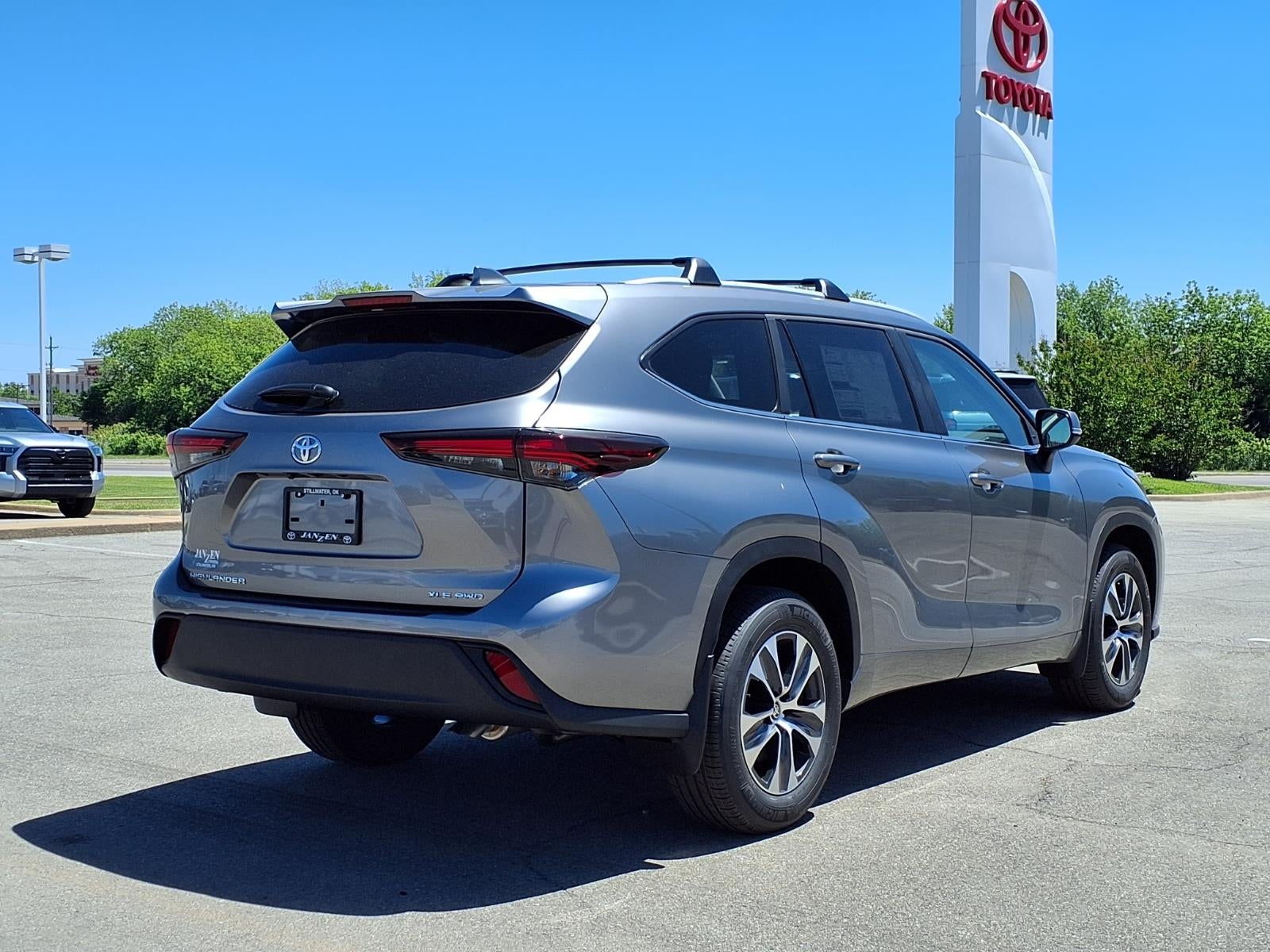 2026 Toyota Highlander XLE