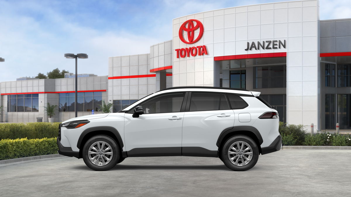 2026 Toyota Corolla Cross LE