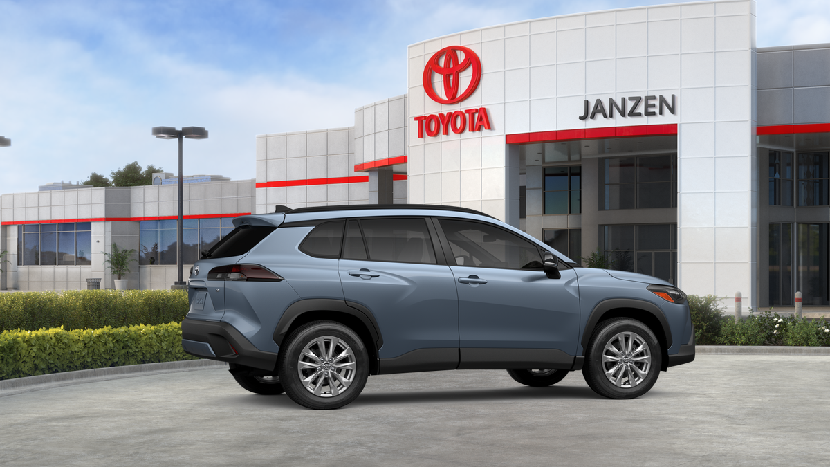 2026 Toyota Corolla Cross LE