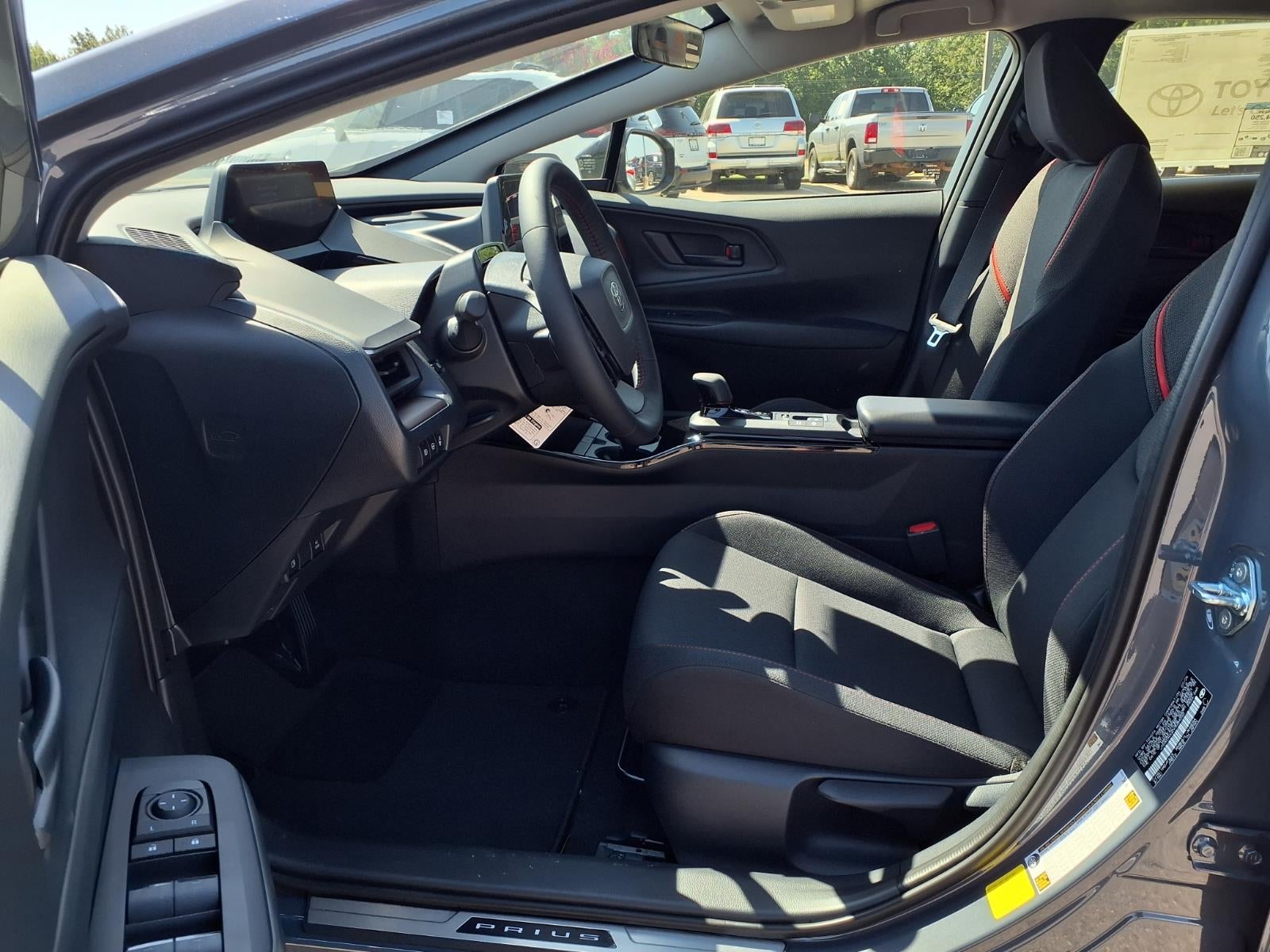 2027 Toyota Prius Plug-in Hybrid SE