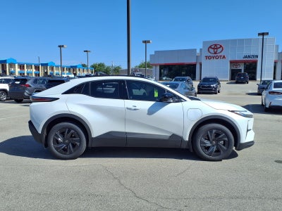 2026 Toyota C-HR SE
