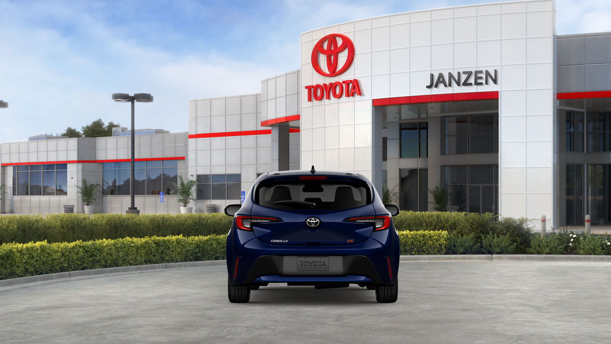 2027 Toyota Corolla Hatchback SE