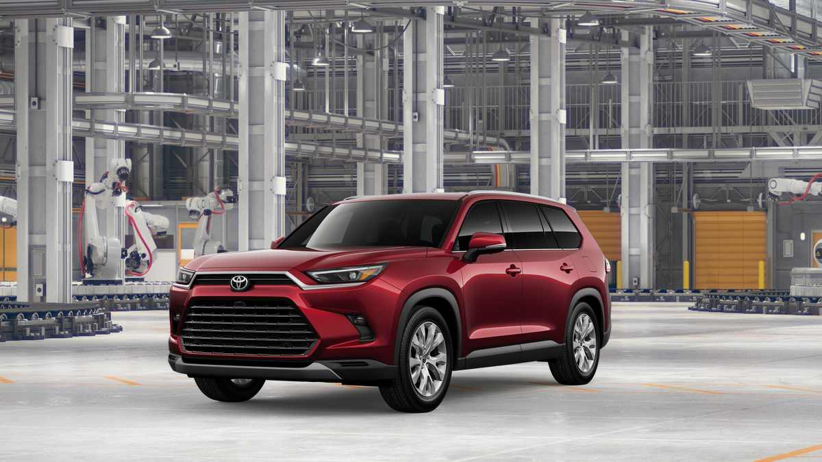 2026 Toyota Grand Highlander Hybrid Limited AWD's photo
