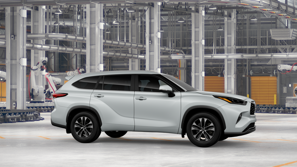2026 Toyota Highlander XLE