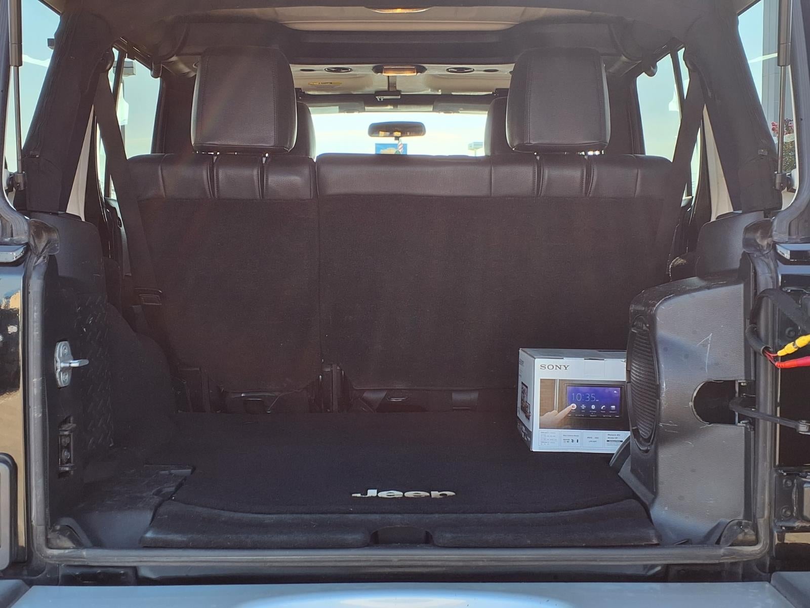 2012 Jeep Wrangler Unlimited Sahara