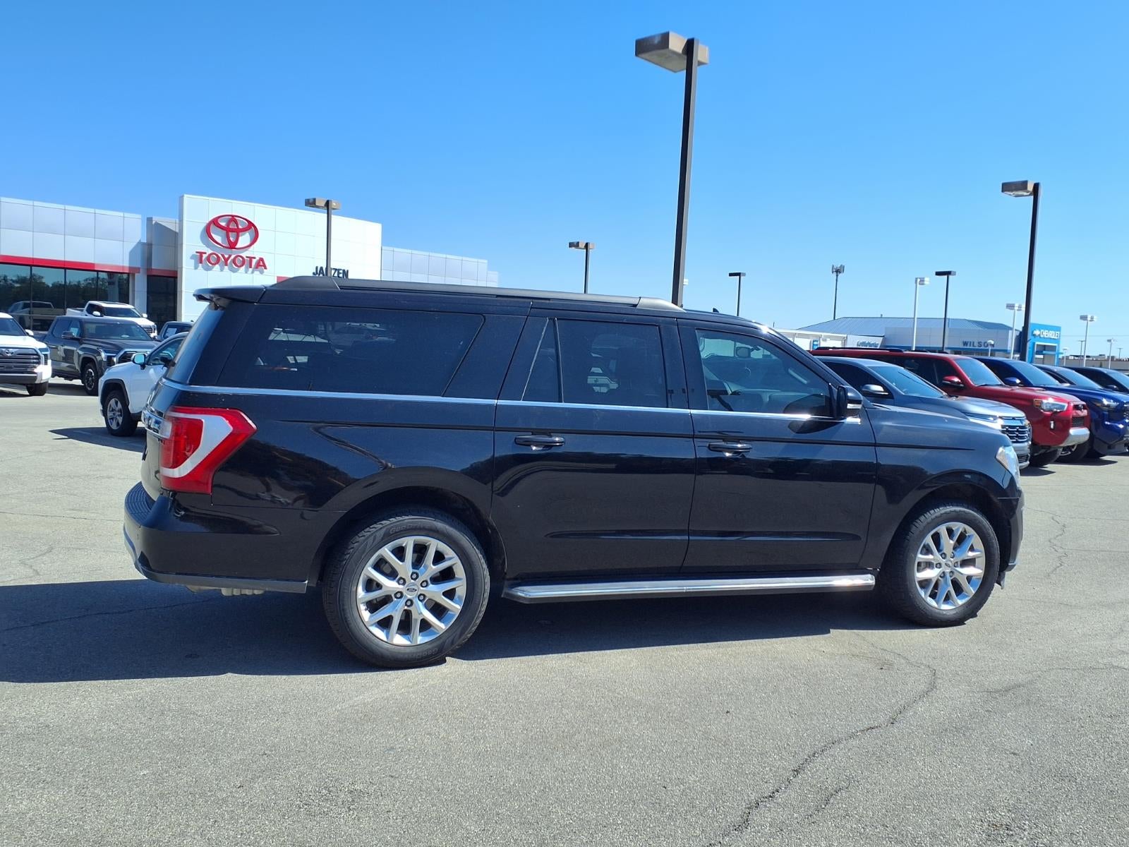 2020 Ford Expedition Max XLT