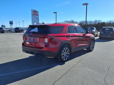 2025 Ford Explorer ST-Line