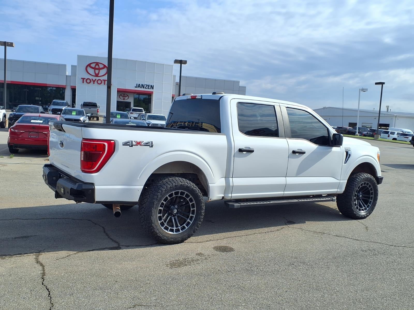 2021 Ford F-150 XLT