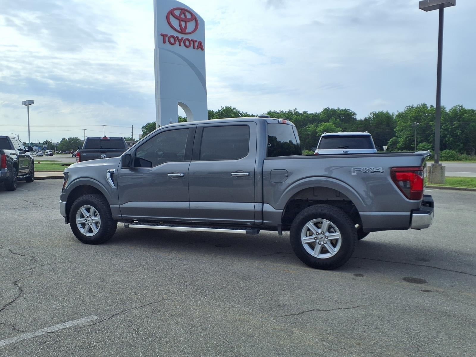 2025 Ford F-150 XLT