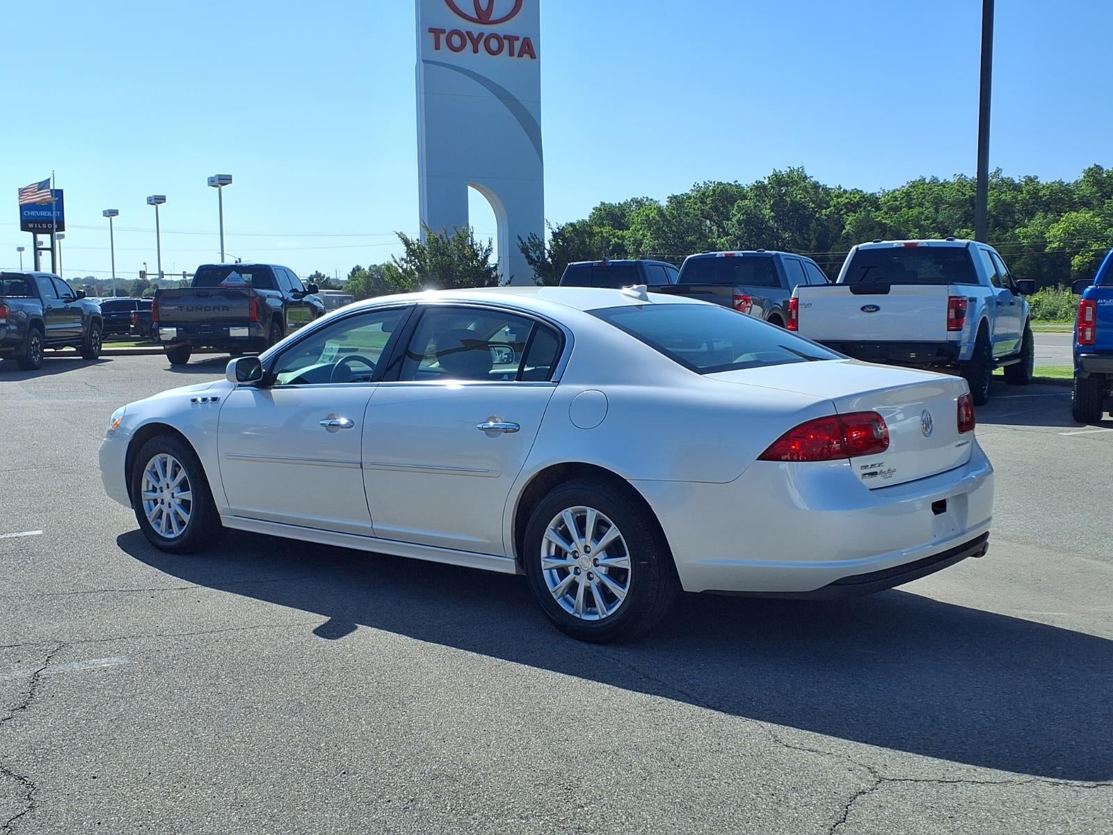 2011 Buick Lucerne CX