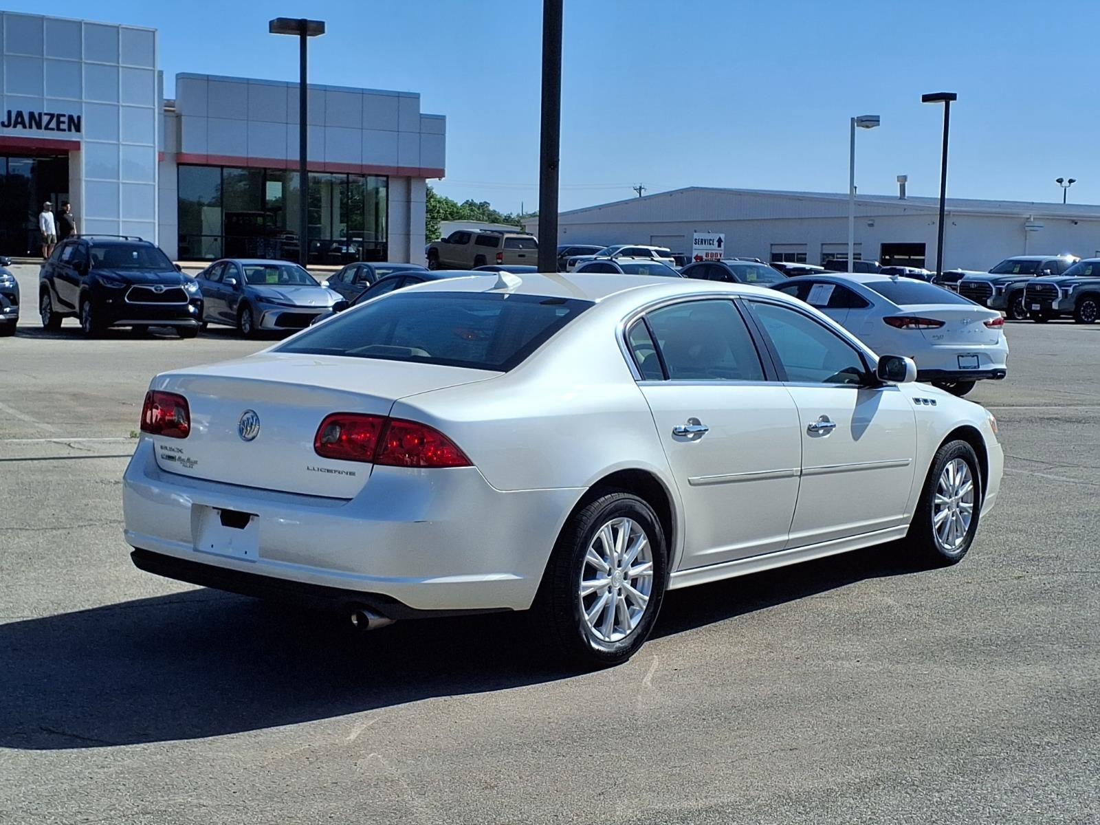 2011 Buick Lucerne CX
