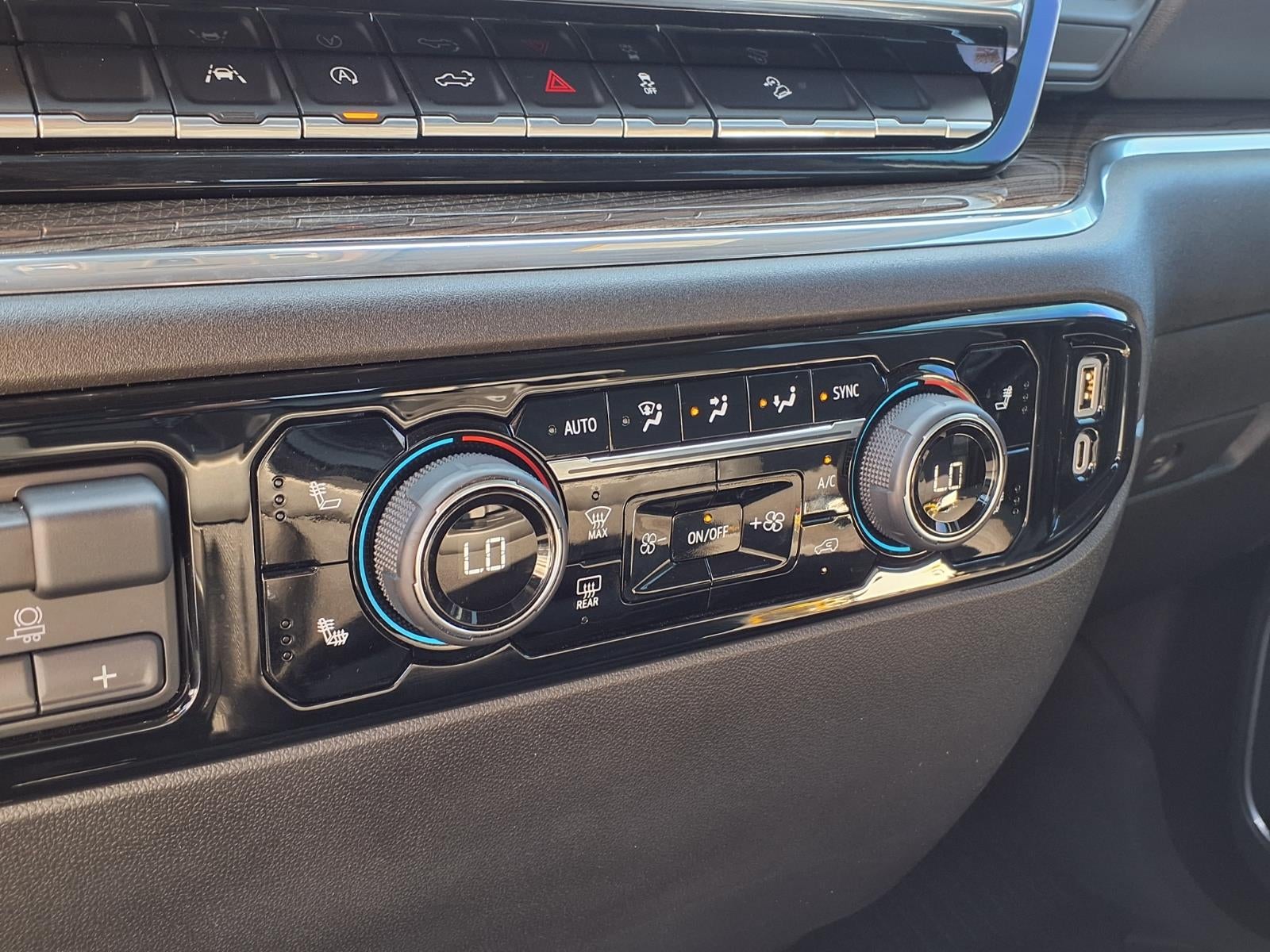 2024 Chevrolet Silverado 1500 LT LT1