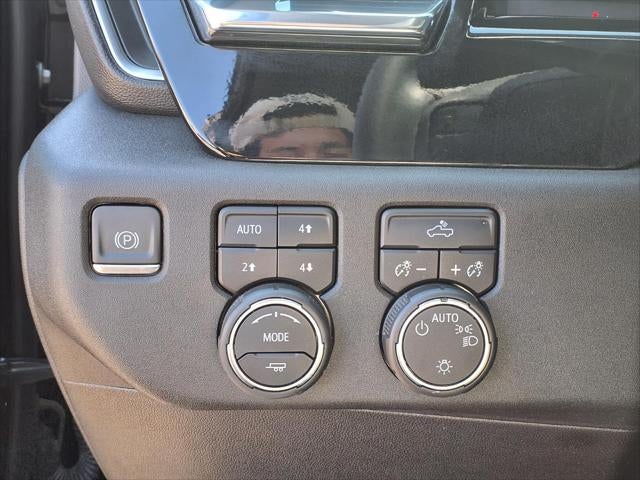 2024 Chevrolet Silverado 1500 LT LT1