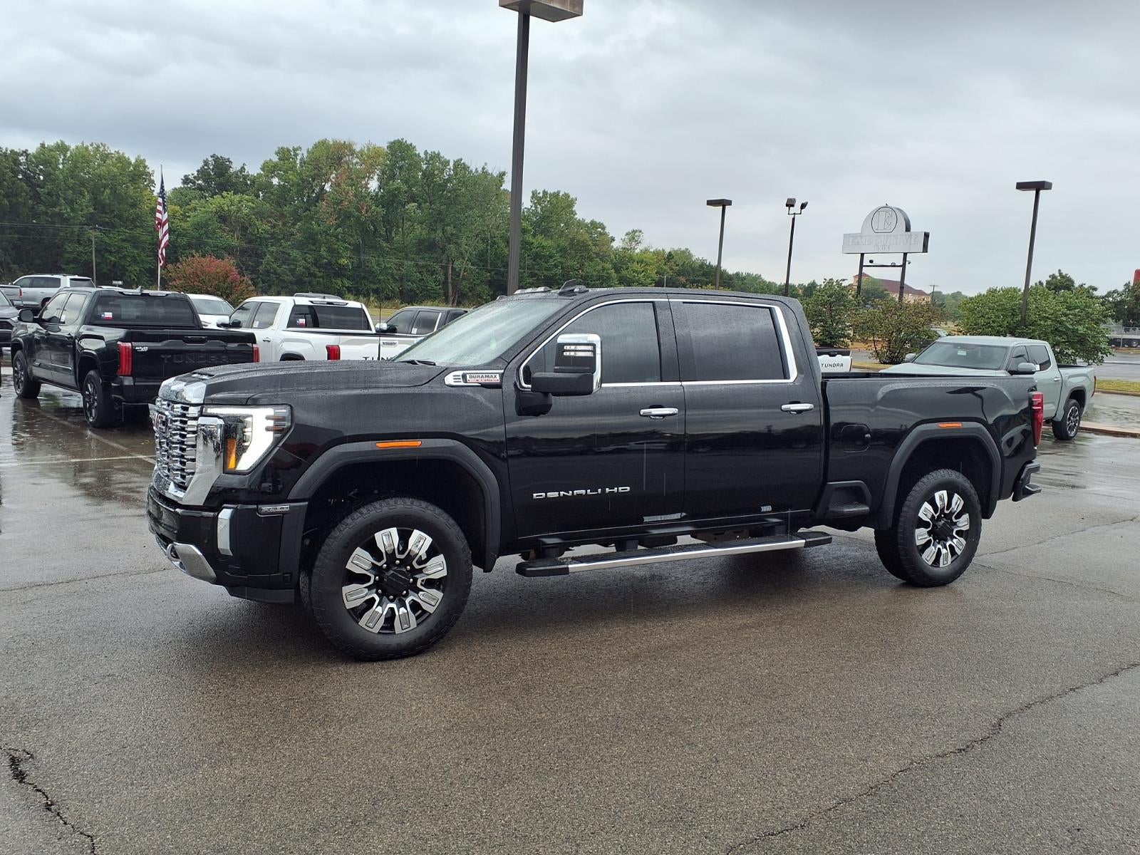 2025 GMC Sierra 2500HD Denali