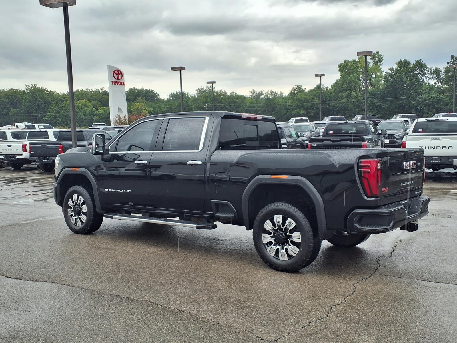 2025 GMC Sierra 2500HD Denali