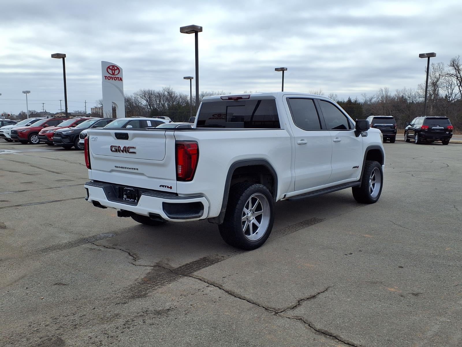 2021 GMC Sierra 1500 AT4