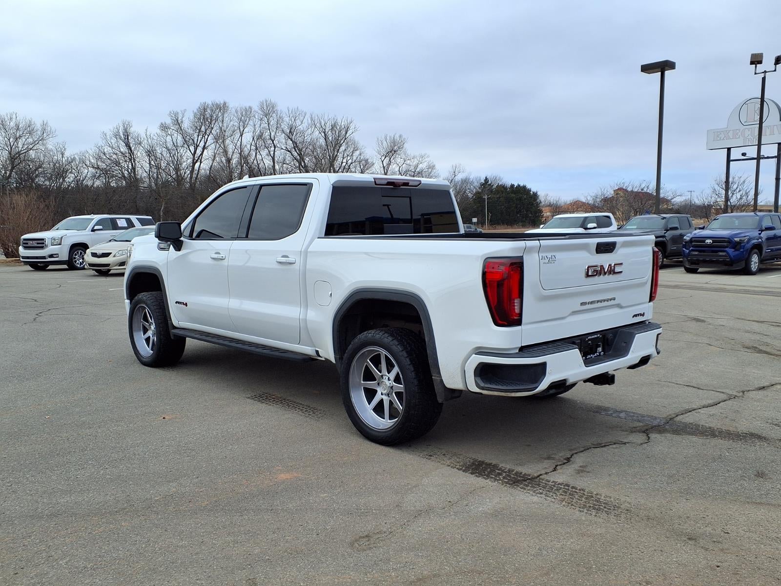 2021 GMC Sierra 1500 AT4