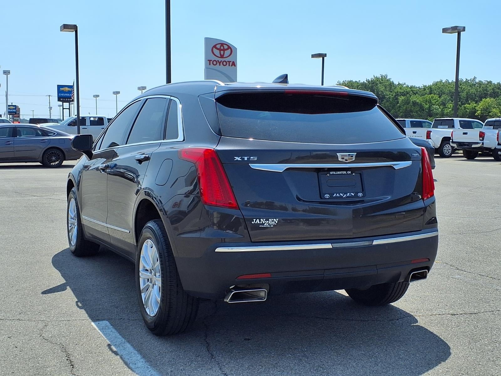 2018 Cadillac XT5 Base