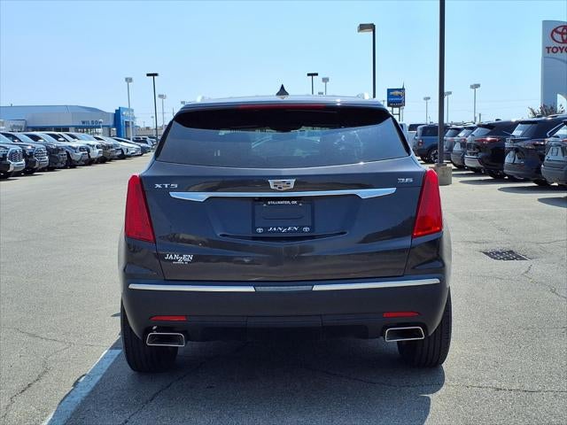 2018 Cadillac XT5 Base