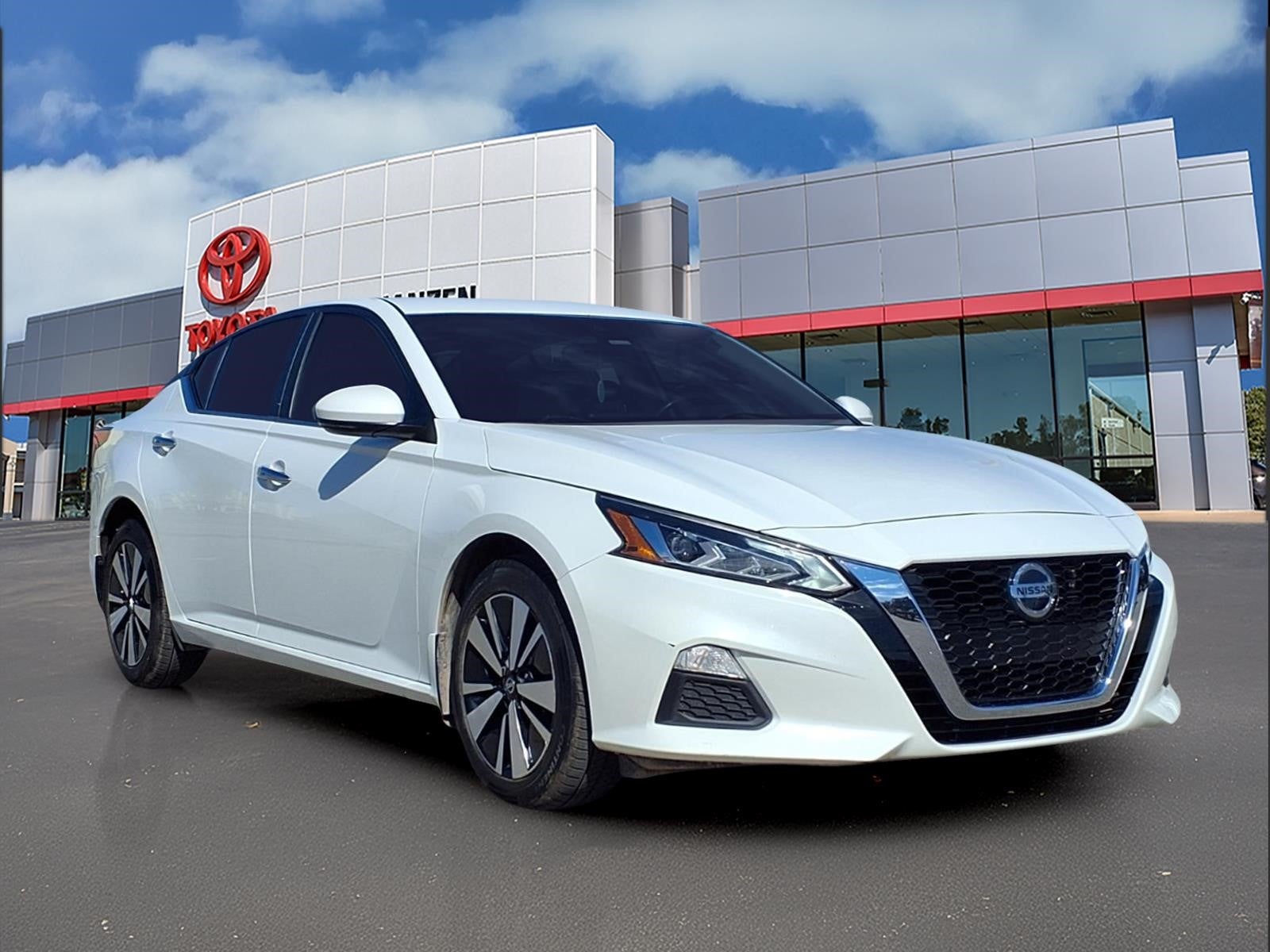 2022 Nissan Altima 2.5 SV