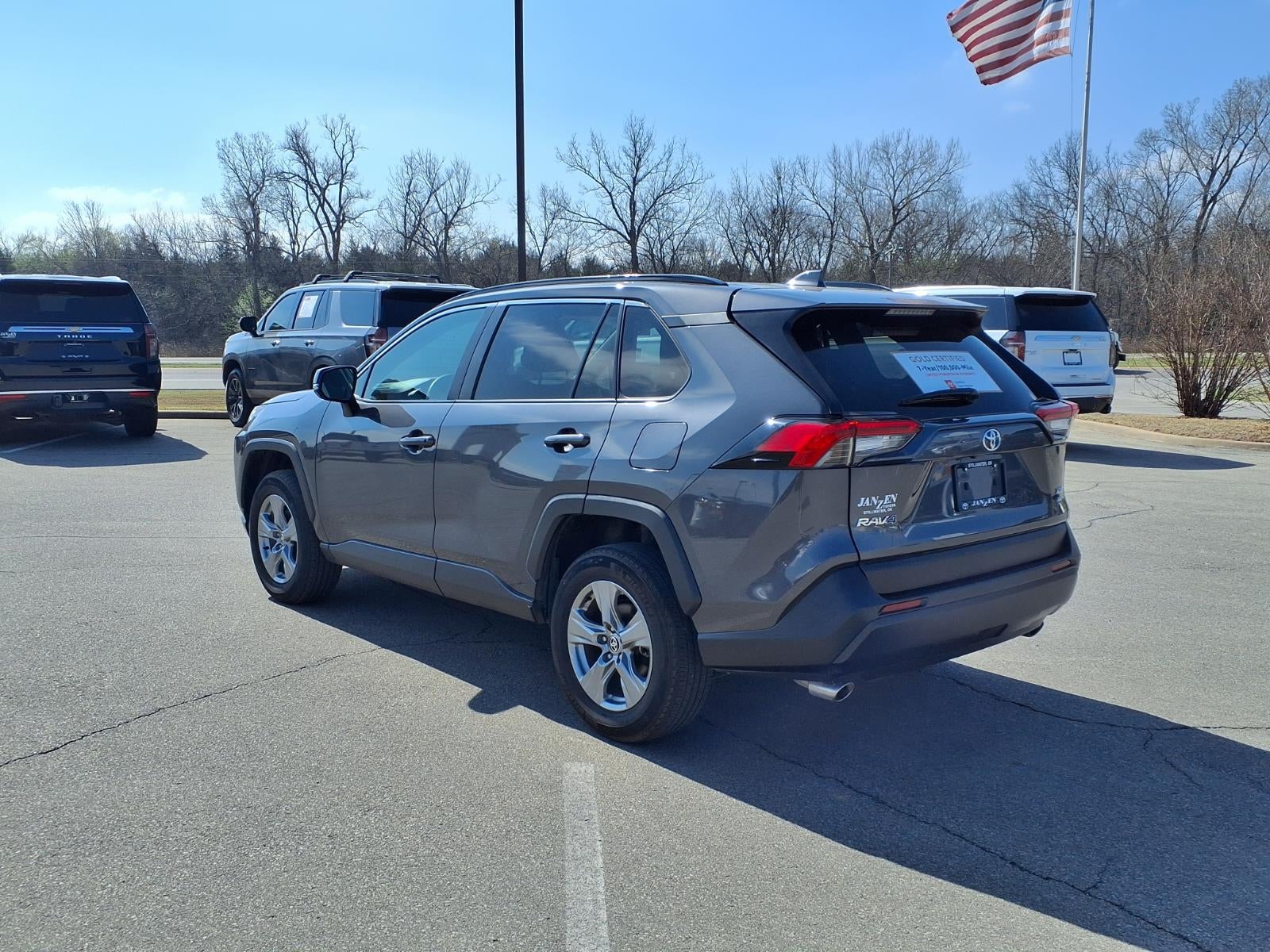 2025 Toyota RAV4 XLE