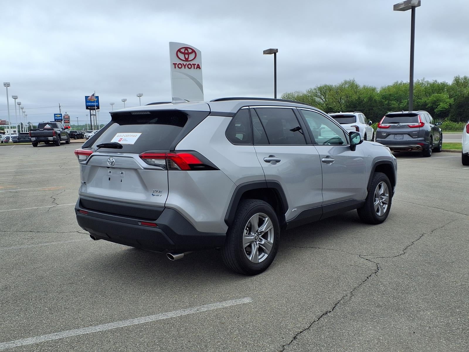 2025 Toyota RAV4 Hybrid XLE