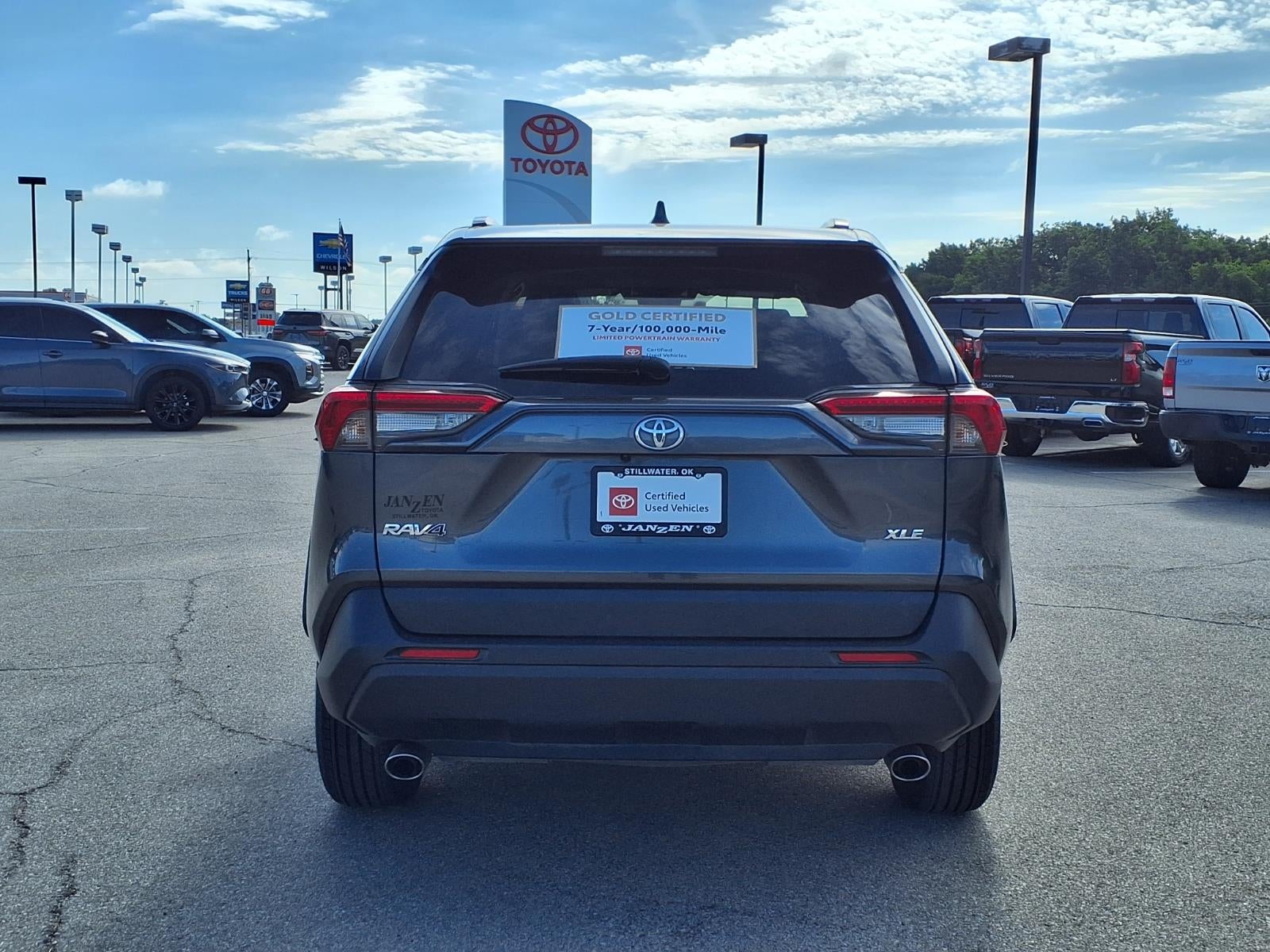 2025 Toyota RAV4 XLE