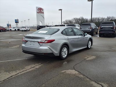 2025 Toyota Camry LE