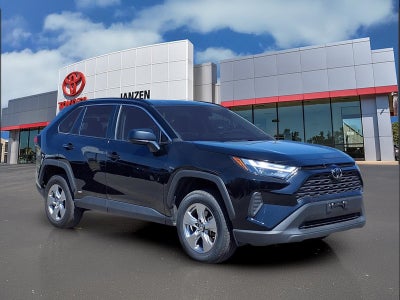 2025 Toyota RAV4 Hybrid LE