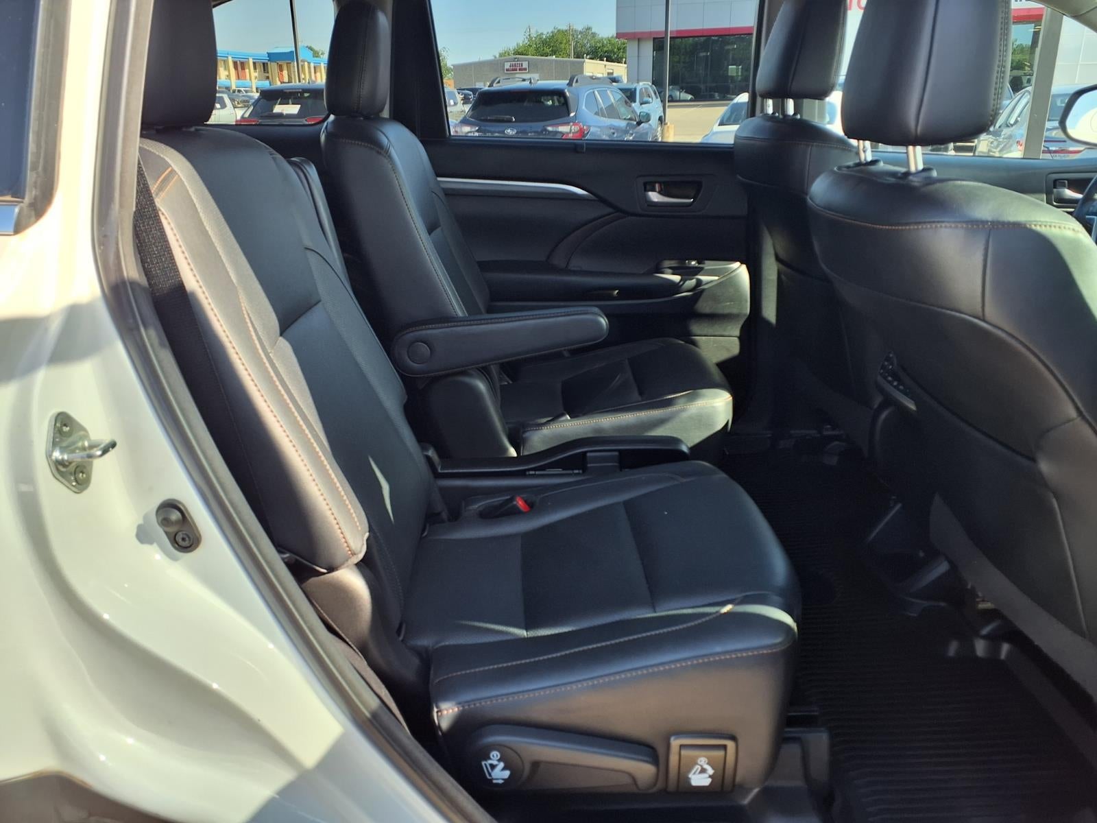 2018 Toyota Highlander Limited Platinum