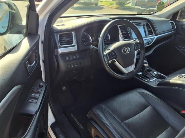 2018 Toyota Highlander Limited Platinum