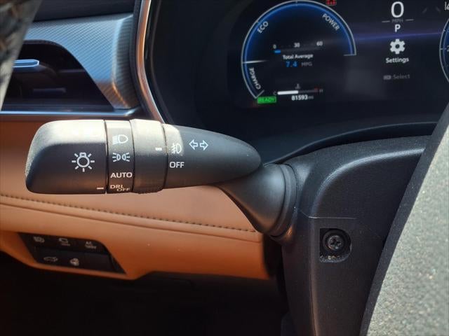 2023 Toyota Highlander Hybrid Platinum