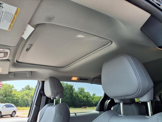 2025 Toyota Sienna XLE 8 Passenger