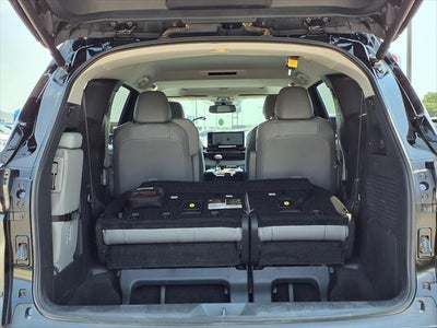 2025 Toyota Sienna XLE 8 Passenger