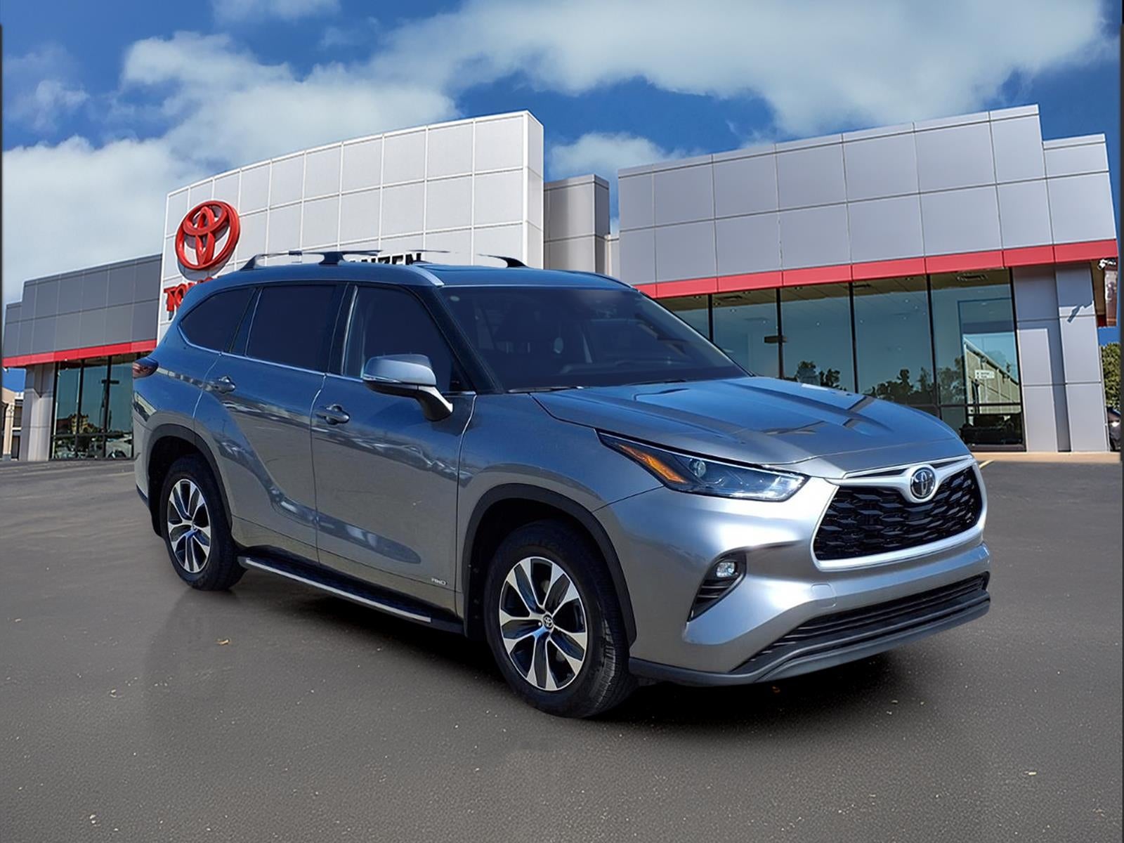 2025 Toyota Highlander Hybrid XLE