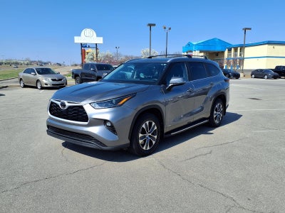 2025 Toyota Highlander Hybrid XLE