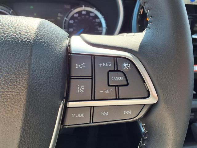 2025 Toyota Highlander Hybrid XLE