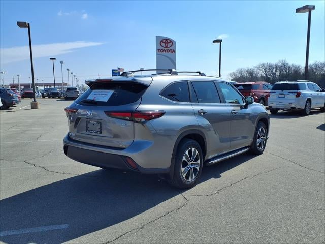 2025 Toyota Highlander Hybrid XLE