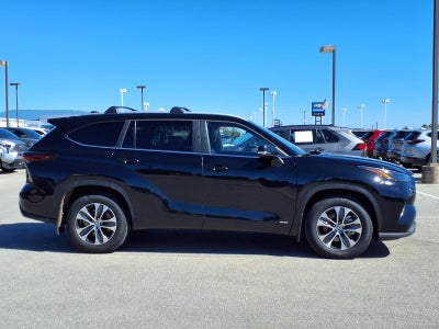 2026 Toyota Highlander Hybrid XLE