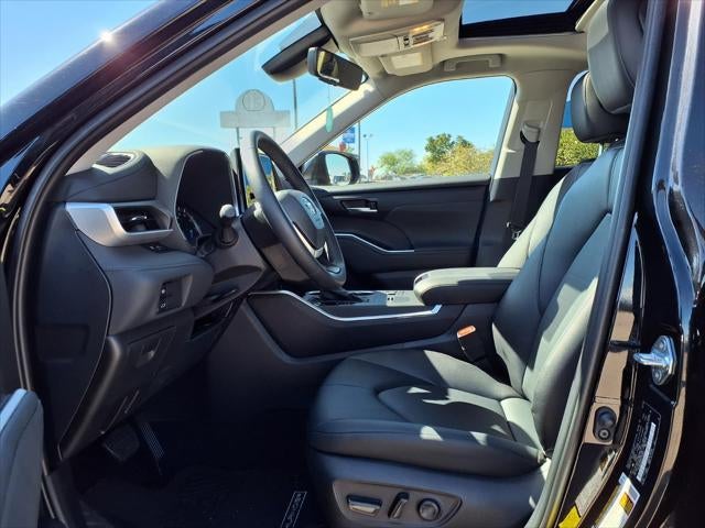 2026 Toyota Highlander Hybrid XLE