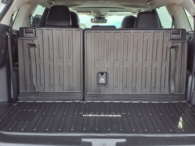 2025 Toyota Highlander XLE