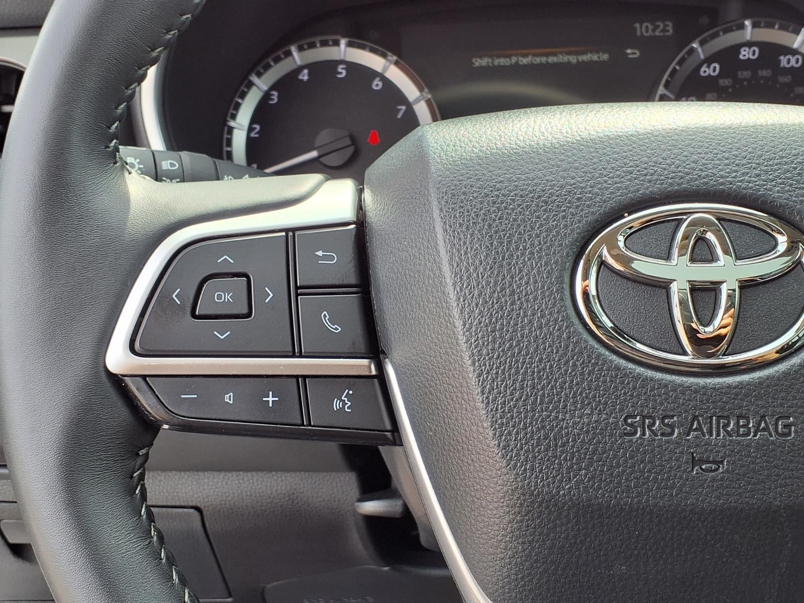 2025 Toyota Highlander XLE