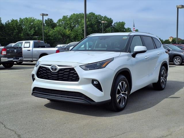 2025 Toyota Highlander XLE