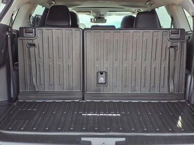 2025 Toyota Highlander XLE