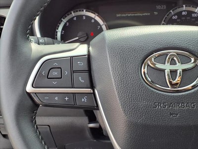 2025 Toyota Highlander XLE
