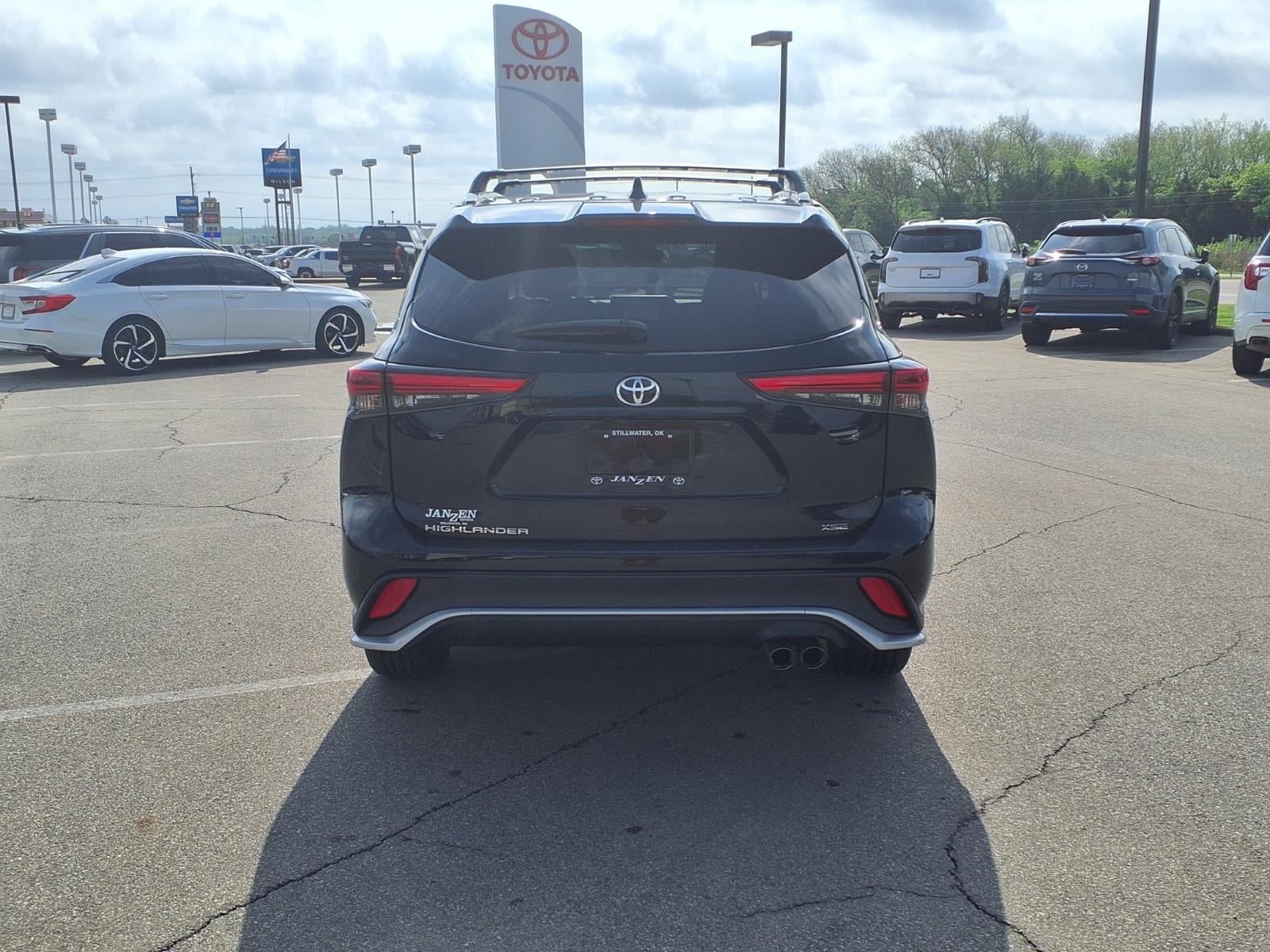 2023 Toyota Highlander XSE