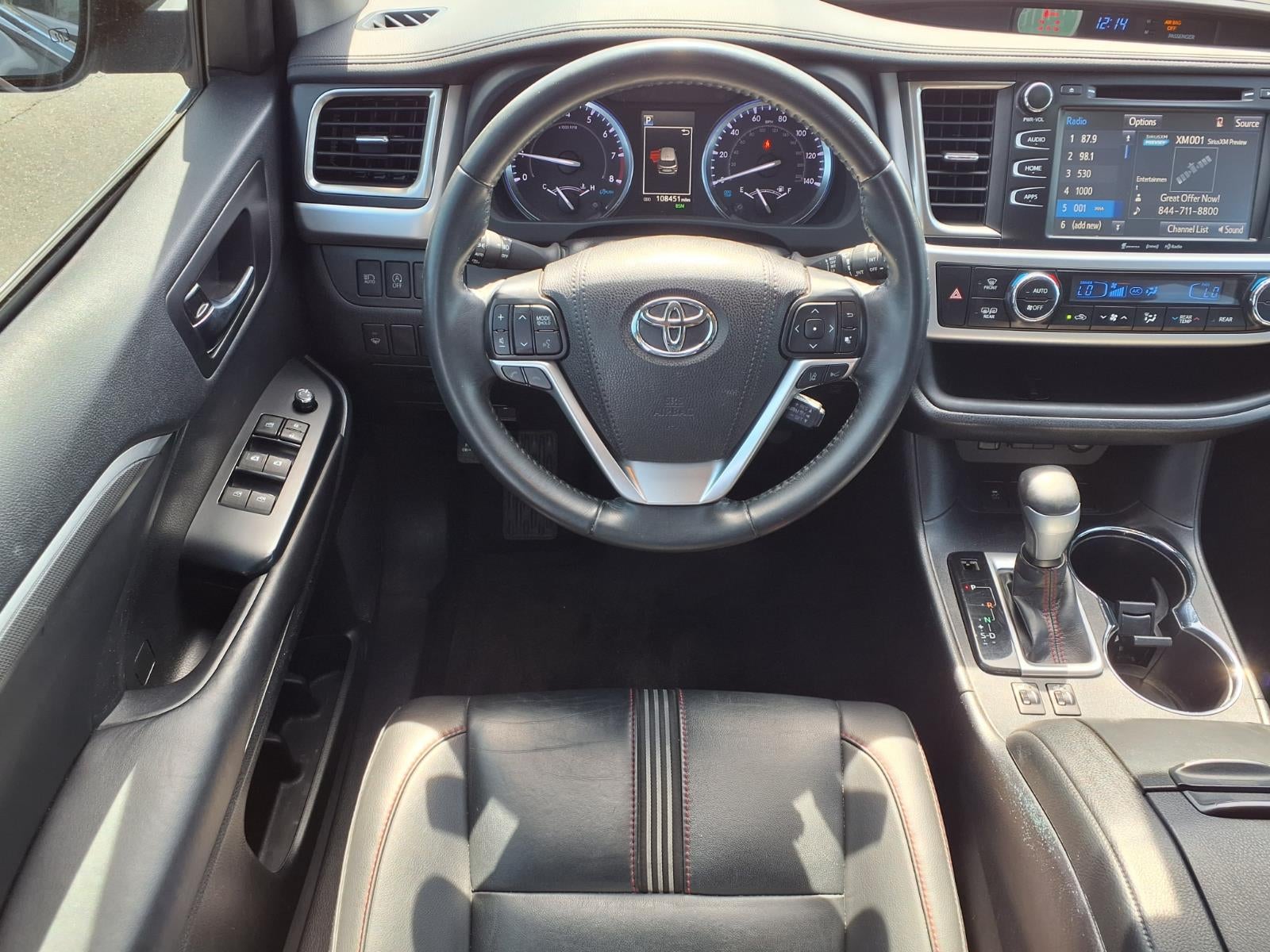 2019 Toyota Highlander SE